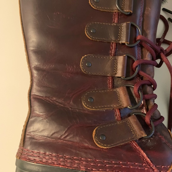Sorel- Joan of Artic thick dark red wool lined winter boots - Picture 4 of 15